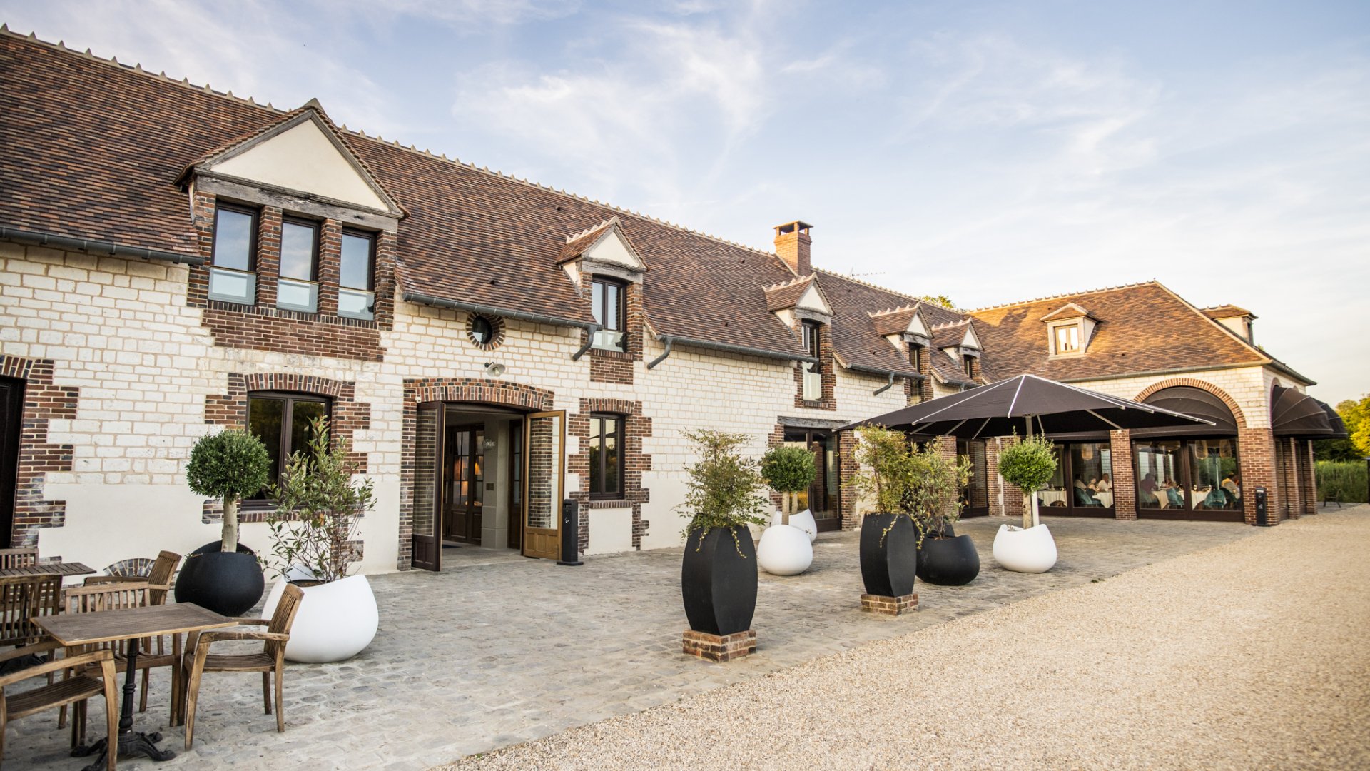 Château Hôtel 4 étoiles en Bourgogne - Domaine & Golf du Roncemay